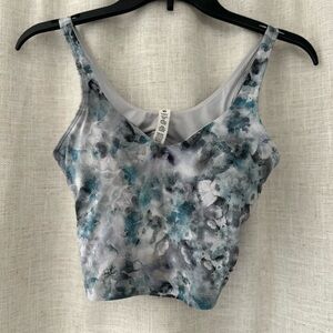 Lululemon size 4 sports bra/short tank